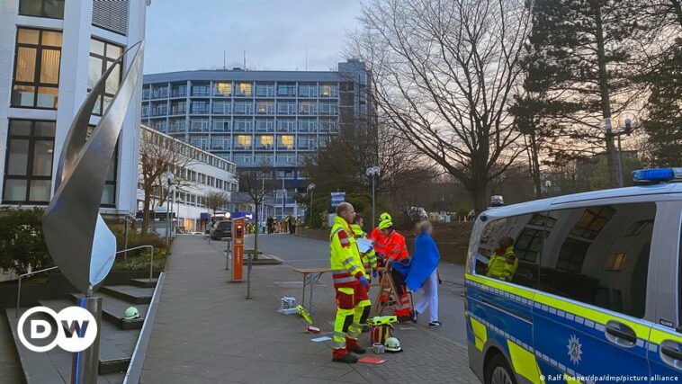 Germany: Woman barricades herself inside a clinic