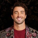 ‘Bachelor’ Star Joey Graziadei Reveals Gilbert Syndrome Diagnosis Caused His “Yellow Eyes”