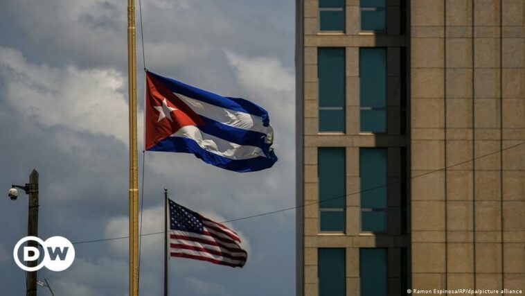 US ex-ambassador sentenced for Cuban espionage