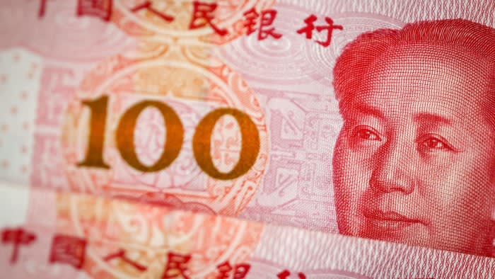 Pressure mounts on Beijing to allow renminbi to weaken