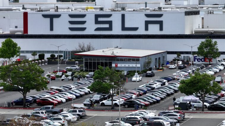 Tesla Fremont factory suffers another fire, investigation underway