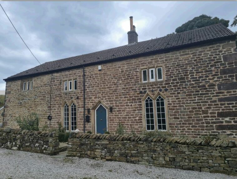 Village heritage farmhouse near pheasant farm to get new roof