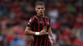 Arsenal & Chelsea interested in Bournemouth defender