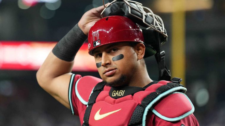 Diamondbacks lose Gold Glove-winning catcher to injury