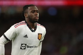 Everton pushing to sign Man Utd defender