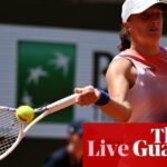 French Open quarter-finals: Swiatek v Vondrousova, Gauff battles past Jabeur – live