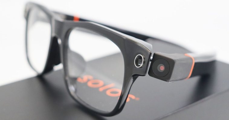 The Solos AirGo Vision glasses, with camera module.