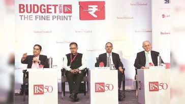 (From left) Raamdeo Agrawal, chairman and co-founder, Motilal Oswal Financial Services; Nilesh Shah, managing director, Kotak Mahindra AMC;  Prashant Jain, founder & chief investment officer, 3P Investment Managers; and Andrew Holland, CEO, Avendus C