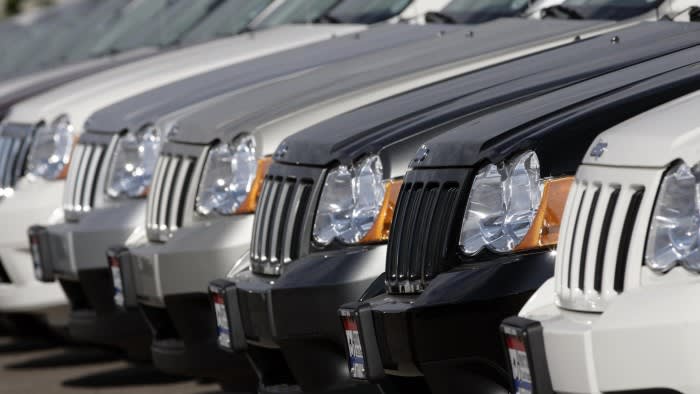 Car dealers beef up incentives as US inflation takes bite out of demand