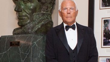 Fashion designer Giorgio Armani, arrives at the White House in Washington, DC, USA on 18 October 2016,  for the Italy State Dinner for Prime Minister of Italy Matteo Renzi and his wife Agnese Landini, hosted by U.S. President Barack Obama and First Lady Michelle Obama, their final state dinner. (Photo by Cheriss May/NurPhoto via Getty Images)