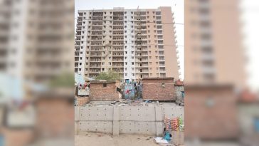 Jailorwala Bagh slum cluster in North Delhi’s Ashok Vihar. Housing has been a pressing issue for Delhi’s 20 mn inhabitants  	Photo: Rakshit Kumar