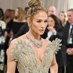 Jennifer Lopez in Schiaparelli and Tiffany & Co.