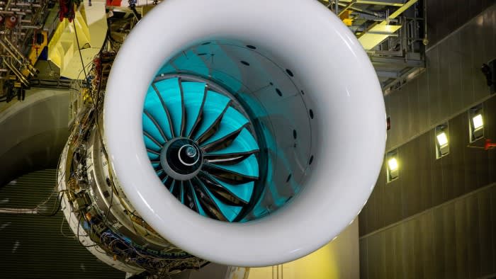 Rolls-Royce boss warns of prolonged supply chain strains