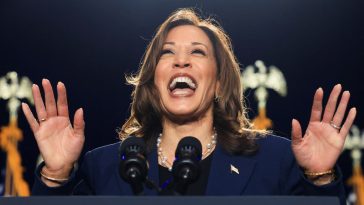 ¿Cuál es el patrimonio financiero de Kamala Harris?