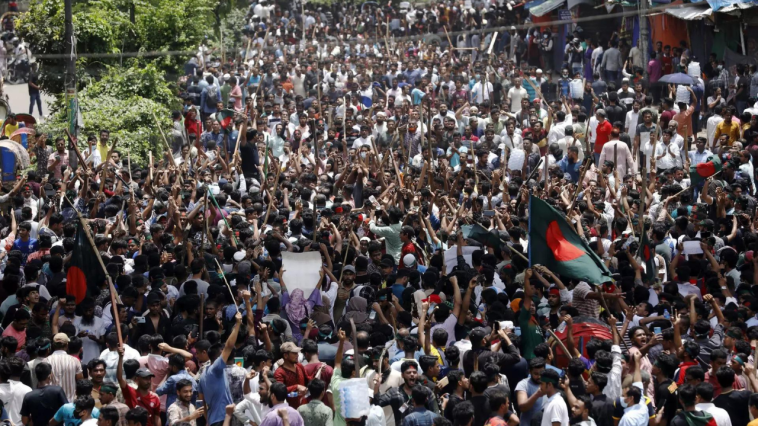 Bangladesh protesters storm PM Sheikh Hasina's palace