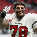 Buccaneers agree to extension with All-Pro LT