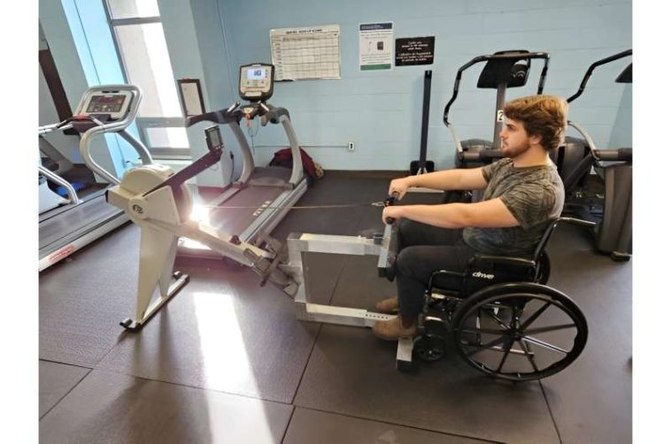 Engineering students innovate wheelchair-accessible fitness equipment