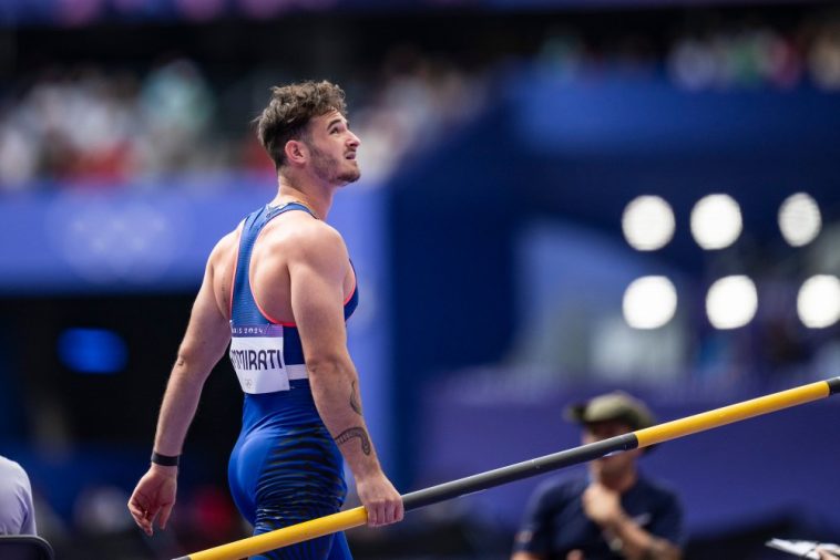 anthony-ammirati-pole-vault-bulge