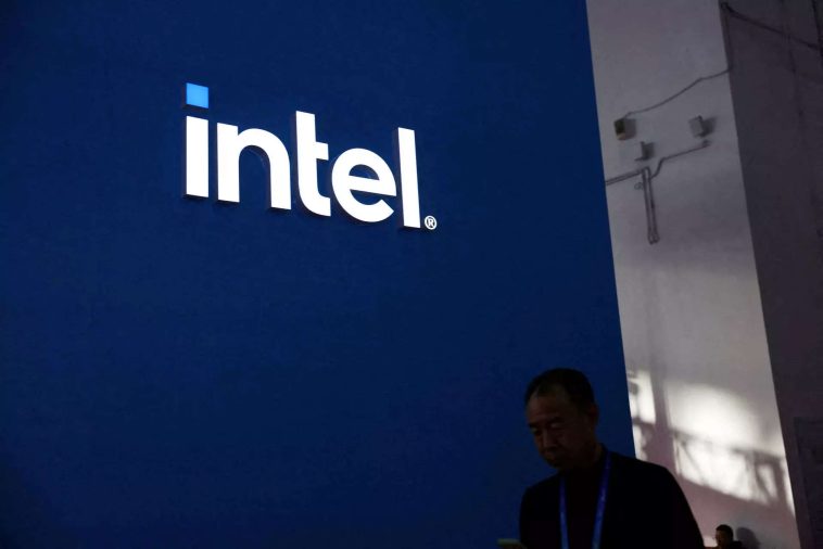 Intel to lay off 15,000 employees in major cost-cutting move