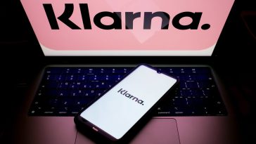 Klarna takes on banks with a personal account and cashback rewards ahead of IPO