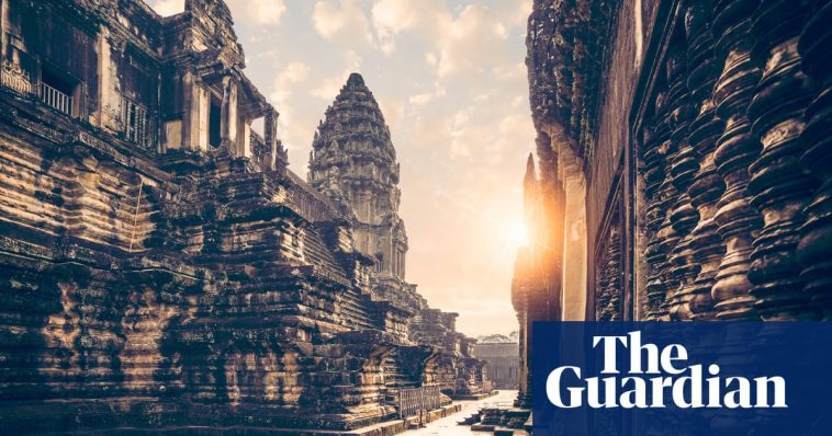 Mind the carvings! The TikTokers recreating the Temple Run video game – in an actual temple