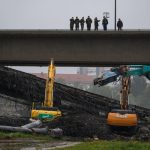 Dresden rushes to remove collapsed bridge amid flood warning