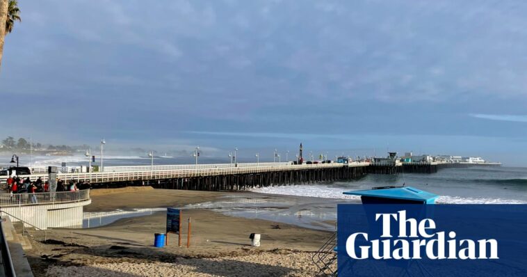 Part of Santa Cruz wharf collapses and floats away amid major swell