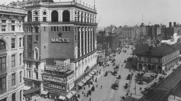 Real Estate Can’t Save Department Stores