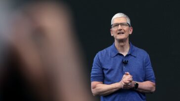 Apple disables AI notifications for news in its beta iPhone software