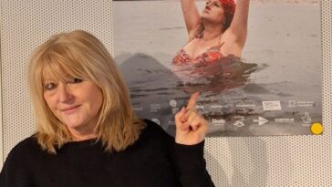 Darliane Honey - Swimming helped me after my double mastectomy