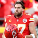 Super Bowl 2025: Travis Kelce Reacts to Kansas City Chiefs’ Loss Against Philadelphia Eagles - E! Online