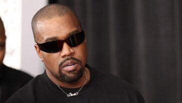 Kanye West Ye Compares Drake, R Kelly During Thoughts On Kendrick Lamar Super Bowl Show